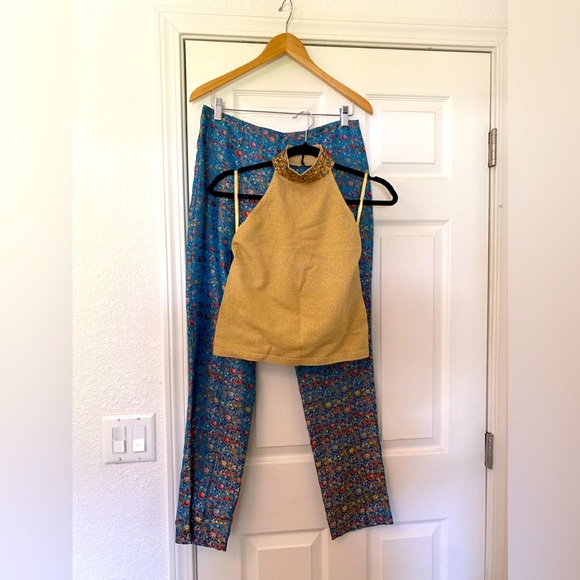 VINTAGE Yansi Fugel Gold Lame and sequin collar Metallic Crop Top . - Picture 4 of 11